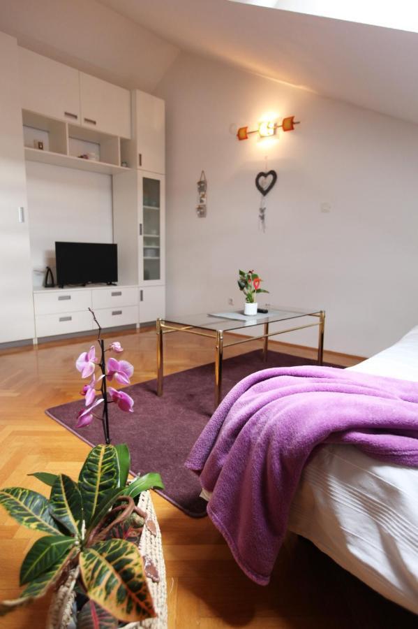 Vanja Apartment โตรกีร์ ภายนอก รูปภาพ