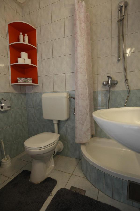 Vanja Apartment โตรกีร์ ภายนอก รูปภาพ